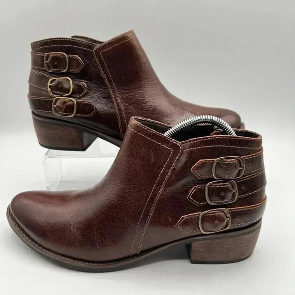 Matisse Kate Ankle Booties 8 M Womens Smooth Distressed Leather Buckle Strap Zip - Picture 10 of 16